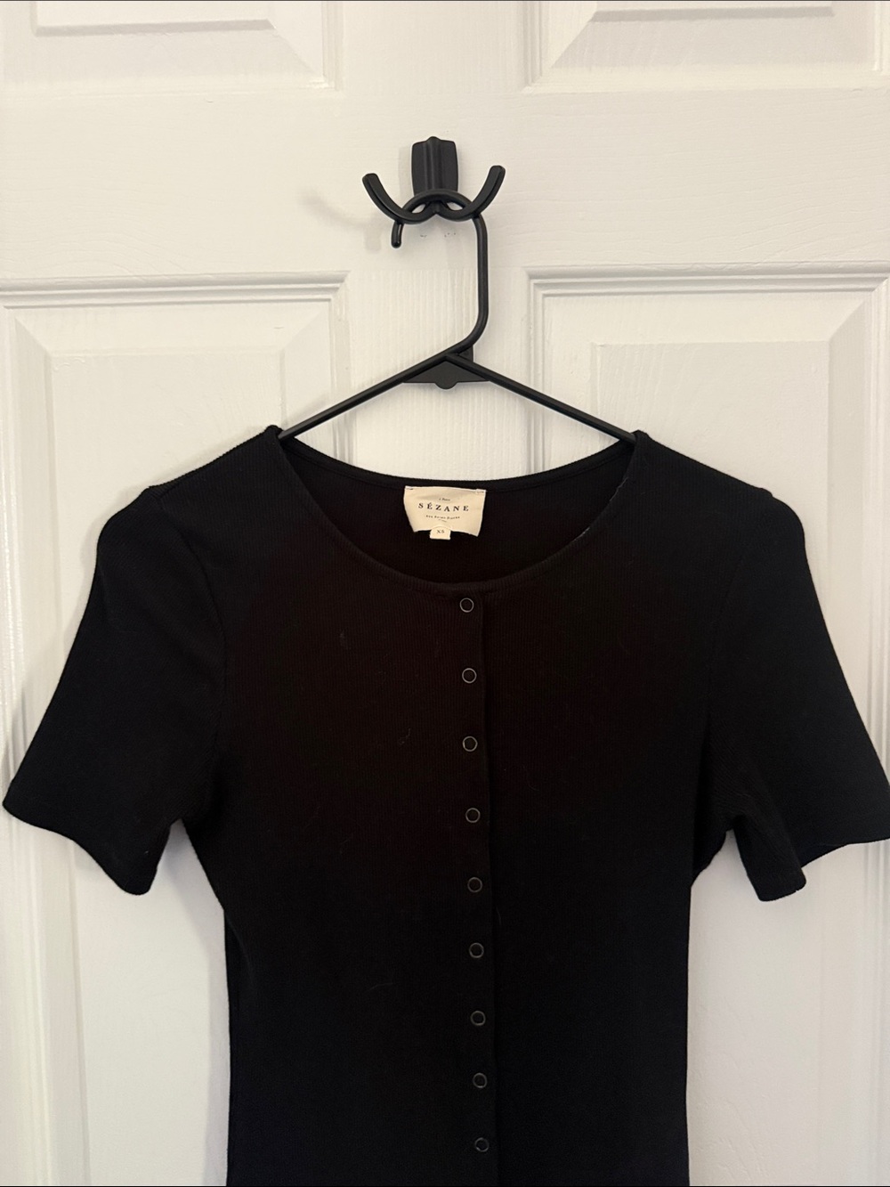 Sezane Black Ribbed Short-Sleeve Button-Up Tee